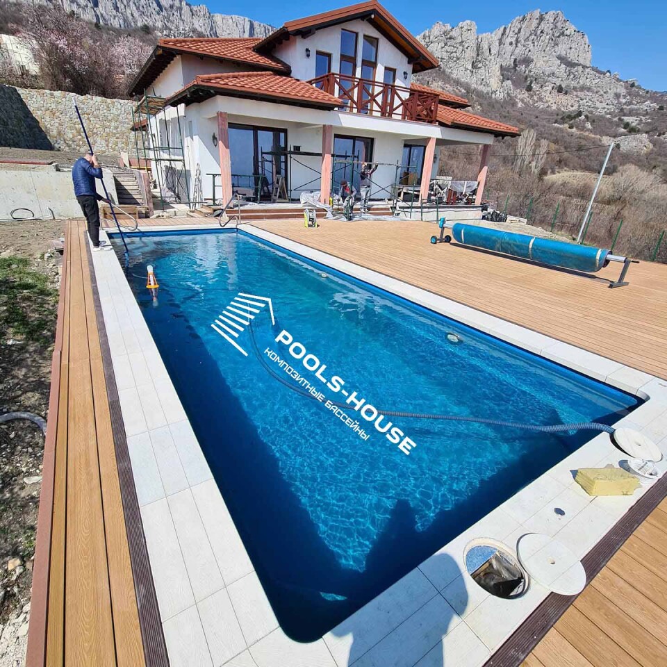 Крымске жилой модуль бассейн